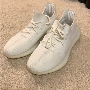 White Yeezy Boost 350